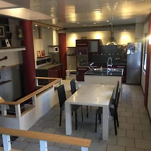 loft-type-moderne-103m.hotels-rhonealpes.com/