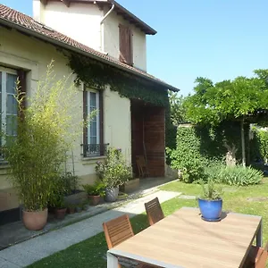 studio-ville-trs-calme.midi-pyreneeshotels.com/