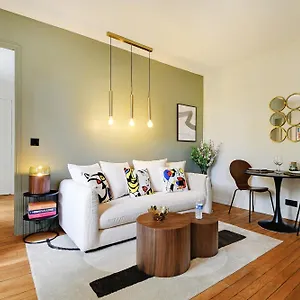 luxury-flat-by-les-maisons-de-charloc-homes.fr-paris.fr/